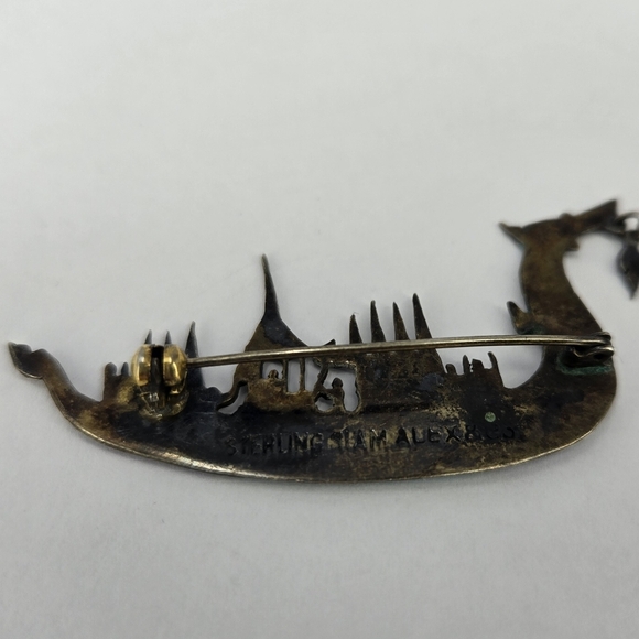 Siam Sterling Silver Brooch Shaped Like Dragon Boat Gold Plating Enamal Details - Picture 4 of 10